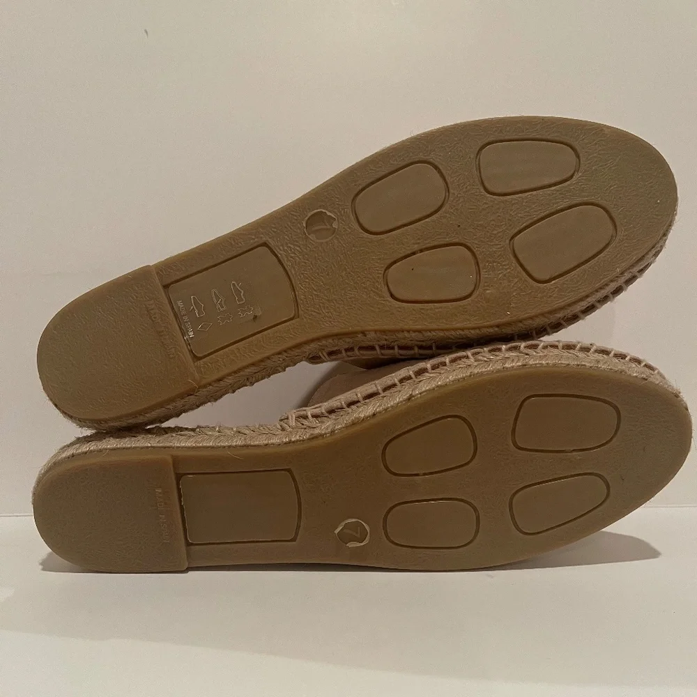 Aquatalia Blair Espadrille Bird‎ Flower Suede Embroidered Mules Slip on Shoes 7